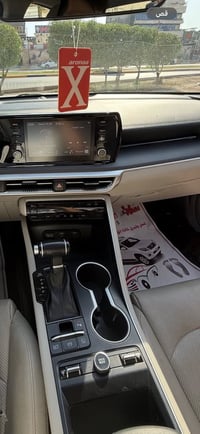 موديل2022  محرك 2000دوش  خليجي   ماشية80   فول موصفات للاخير  باسمي رق...