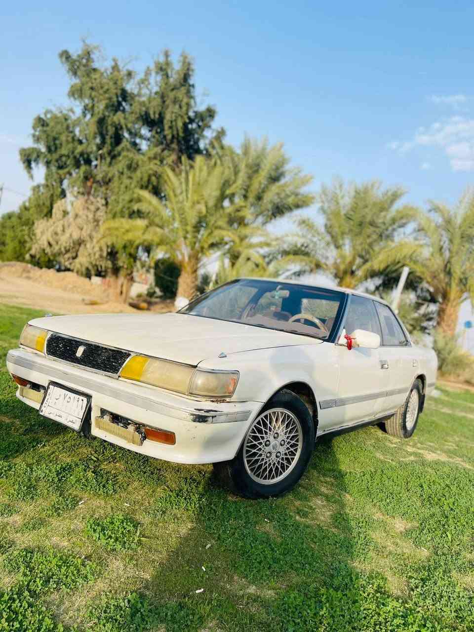 اسلام عليكم سياره شيزر مصطره مكفوله لا ضربه ولا صبغ موديل 1991رقم بصره سعر 28وبيه مجال لاتصال ***********
