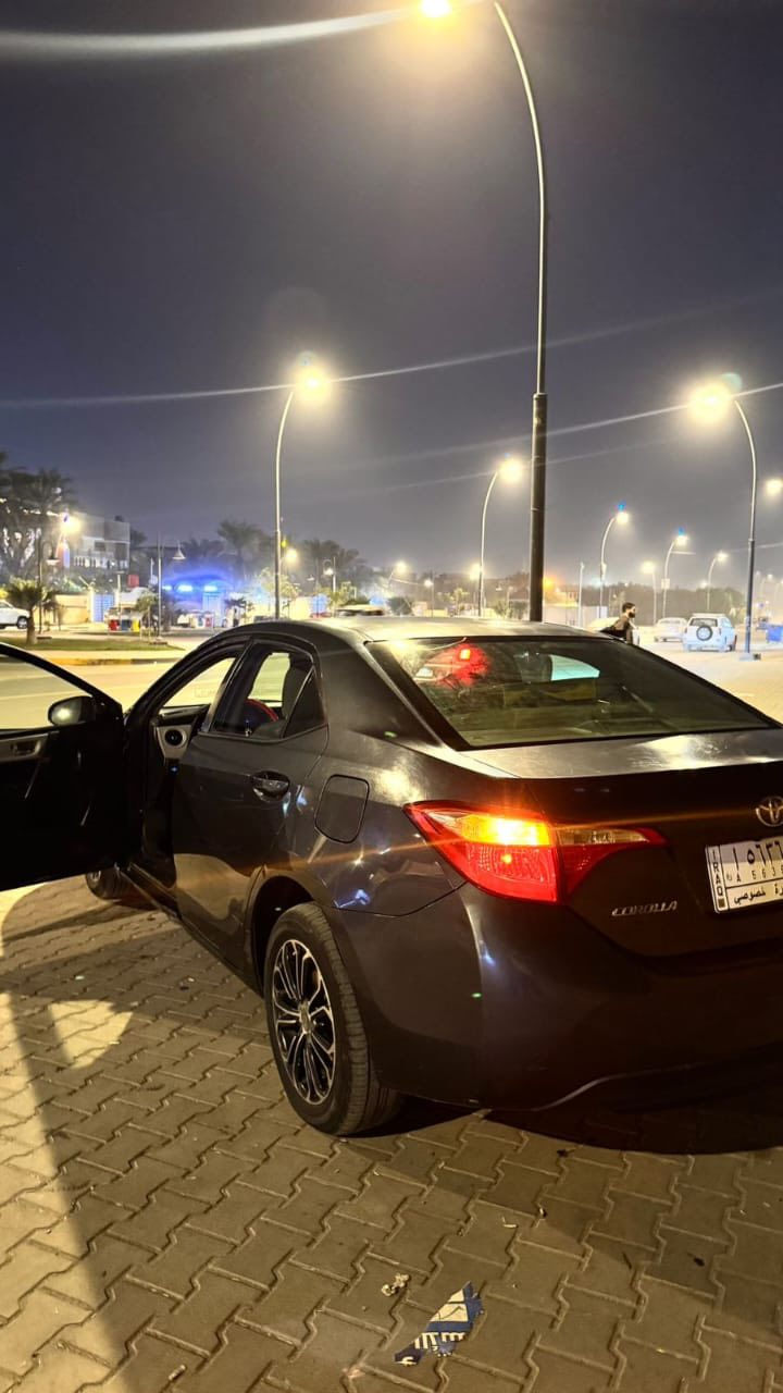 كورلا موديل 2017 وارد امريكي
رقم بصره حره باسمي تحويل ثاني يوم
ضربته جاملغ وبنيد مصلحات بدون تبديل
وهنا بلعراق نضربت باب وجاملغ الخلفي
مكينه 1800 مكفوله 
الگير على البگ بي تأخير فقط
السعر 100 وبيه مجال 
***********
