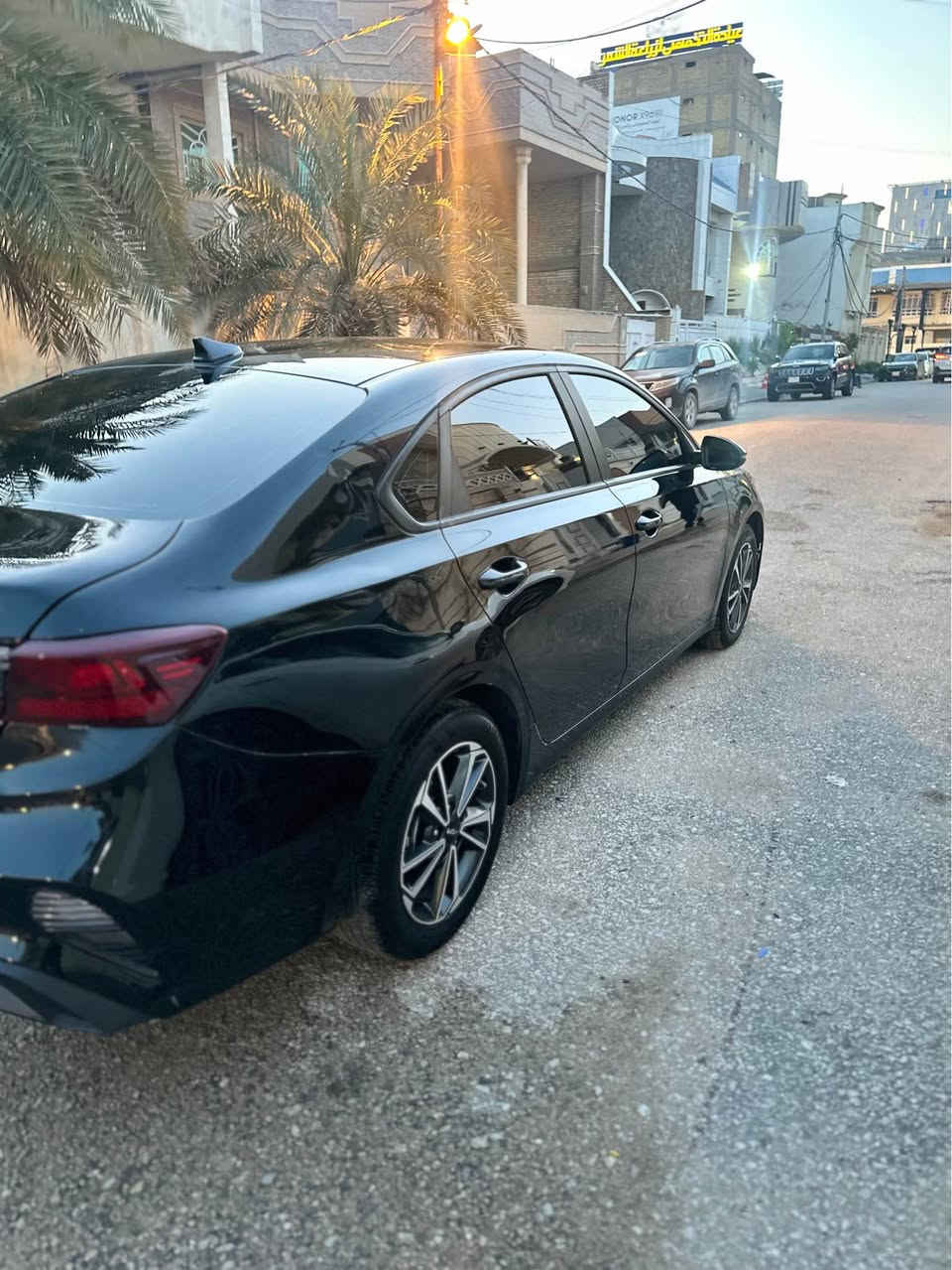 فورتي LX  2024 دخول جديد حادثه موضح بلصور سياره نظيفه ماشية 22 الف  كامله كمرك وتلصيح وضريبه عدى الرقم مواصفاته ال LX معروفه شاشة وتحكم ستيرن تحديد مسار وسرعه رادار جانبي بلمري ويل كروم الخ السعر ١٤٤ مكان نجف. *********** النجف, العراق
