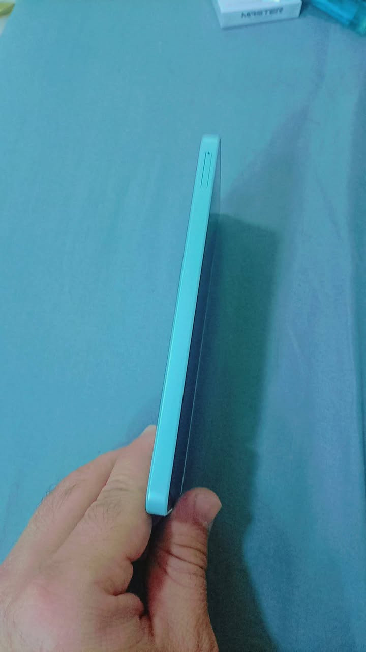 السلام عليكم
جهاز Samsung Galaxy A16
لون اخظر فاتح الشاشه مقاس 6.7بوصه من نوع Supr Amoledبدقه FHD+ كامره 50ميجابكسل البطاريه 5000ملي امبير التخزين سعه 128جيجابايت مع ذاكره عشوائيه 4جيجابايت المنشأ ...فيتنام... 
الموبايل مامستخدم كسر كارتون فقط 
السعر 150الف قفل 
لتواصل خاص او الاتصال على رقم ***********
