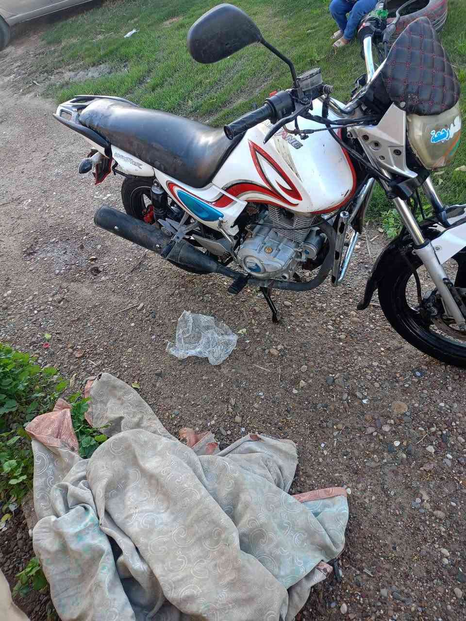 ماطور سنكي 2019للبيع سللف هندر كهربائيات كلها شغاله للبيع 700بي مجال  محرك 150
***********
