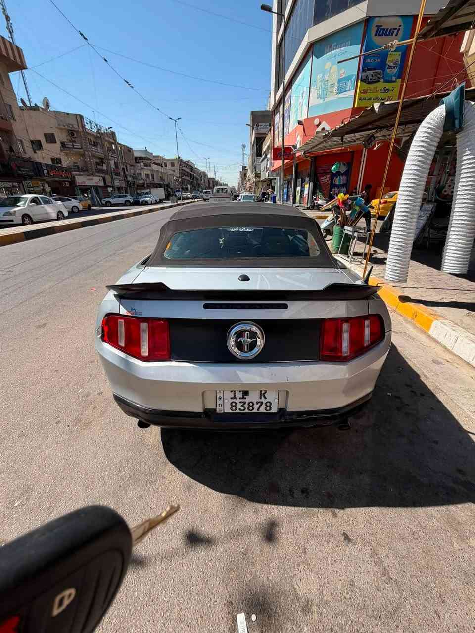 سلام عليكم اخوان سياره موستنك موديل ٢٠١٢ كشف السياره بحاله زينه صدر امامي خلفي جديد كير مكينه جديد كشف شغال تخم تاير جديد دواخل انضاف بحاله زينه كهربائيات كله شغاله تبريد ثلج منضومه جديده رقم بغداد الجديد سنويه جديده هزه جديده السياره كامله مكمله من كل النواحي السعر ٨٠ او بيه مجال العنوان بغداد الاعضمية رقم ***********

