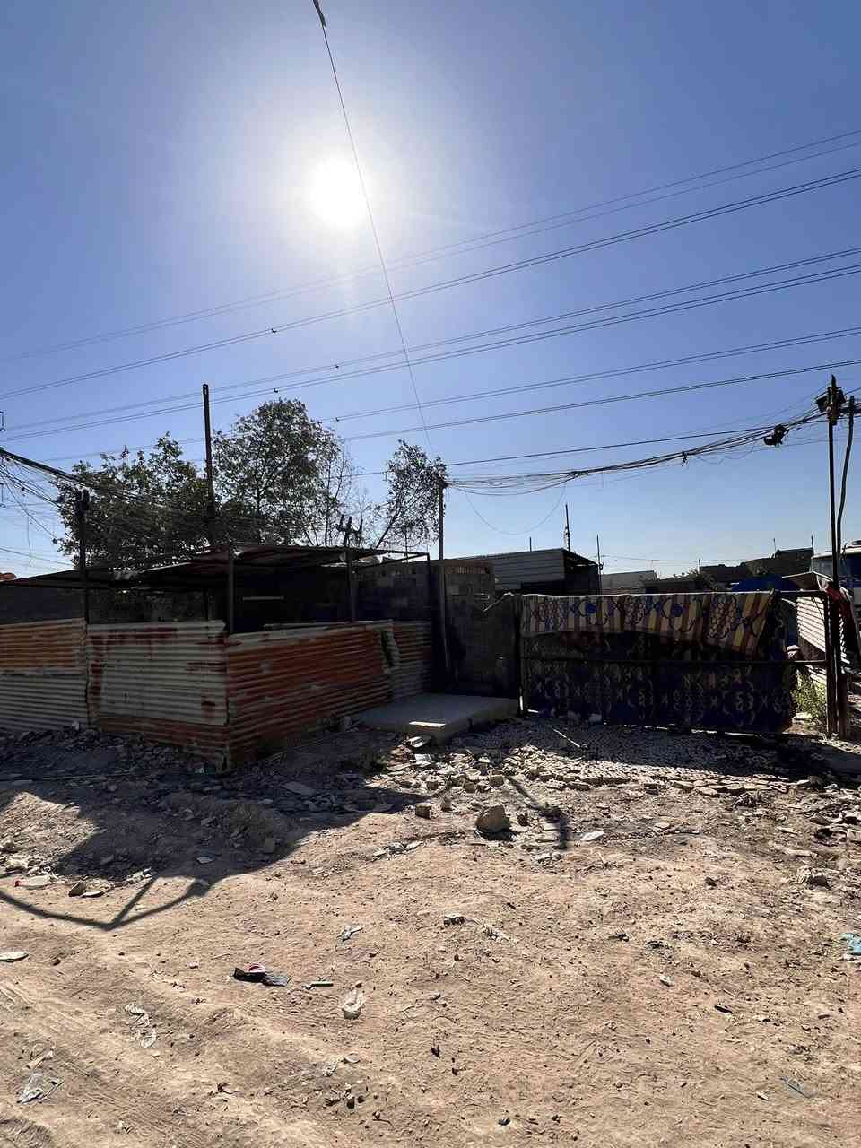 سلام عليكم موقع للبيع حملة800انبير مابي حصة وقودية موقع مرتب مكانة بغداد شارع السجة بل مية وخمسين الموقع عارظي ب6:500 وبي مجال للستفسر اتصال علة الرقم ***********
