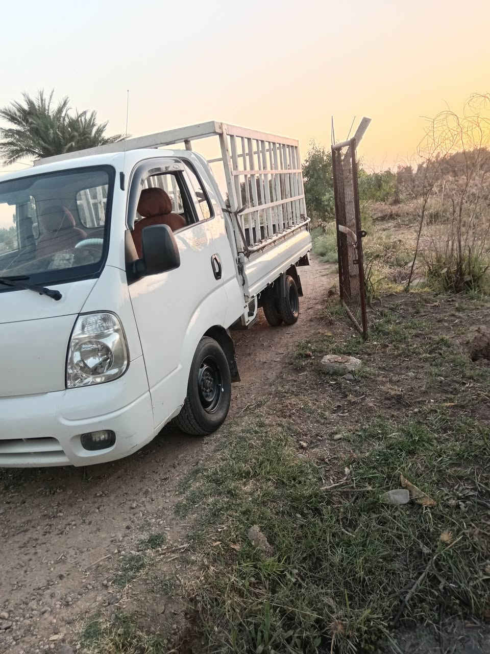 بسم الله الرحمن الرحيم كيا للبيع موديل ١١  مكفوله كفاله عامه رقم  صلاح الدين  قطرة صبغ مابيه   شاصي  ورقم الشاصي مكفول العنوان  صلاح الدين الضلوعيه رقم الهاتف ***********
