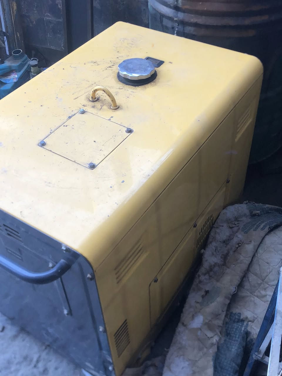 سلام عليكم هاي مولد كامه كاتم لبيع عنواني بغداد الدوره رايده مليون بيه مجال
تواصل واتساب ***********
