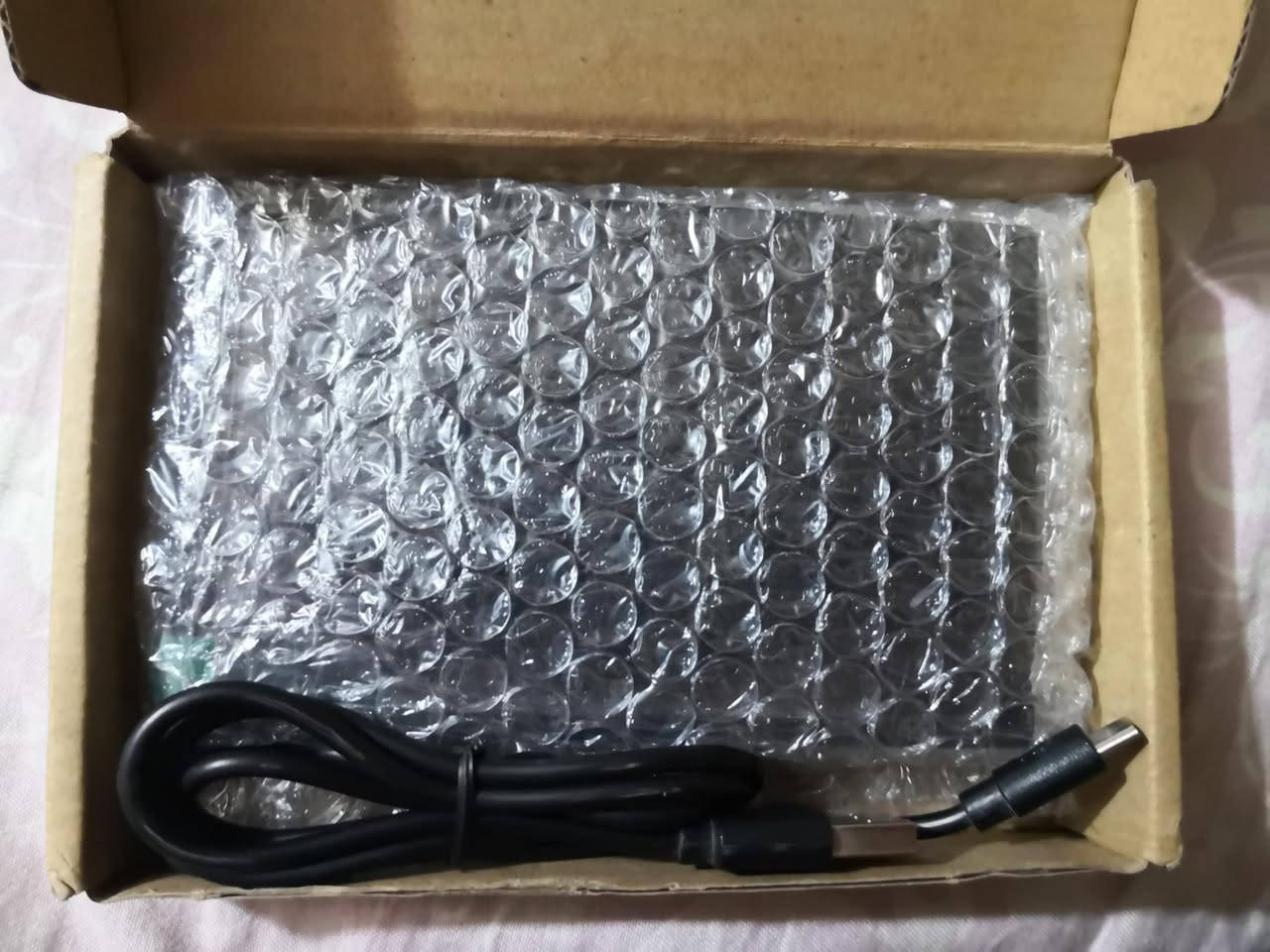 السلام عليكم اخوان شاشة صغيرة بهذة الشكل حطيتها على كيبل الشحن طلعت صورة بهذة الشكل اعتقد مال عرض معلومات معالج ودرجة حرارة واستخدام وهيج امور ما اعرف بعد اللي تفيدة يدفعلنا بيها سعر وبالعافية توصيل بغداد 5 محافظات 6


**إذا كنت صاحب هذا الإعلان وتريد حذفه لأي سبب، رجاءا أرسل رسالة إلى الدعم الفني**