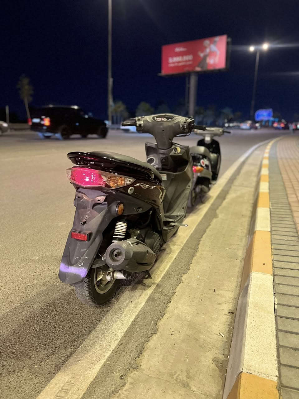 سلام عليكم 
جي تي ار حديث 
مصاله سبوع من نازلة من الرمبة دراجة جديدة
سعر ١٢٥٠وبيه مجال 
مكان البياع 
رحمة الله مو شرايد لتعبني 
***********
