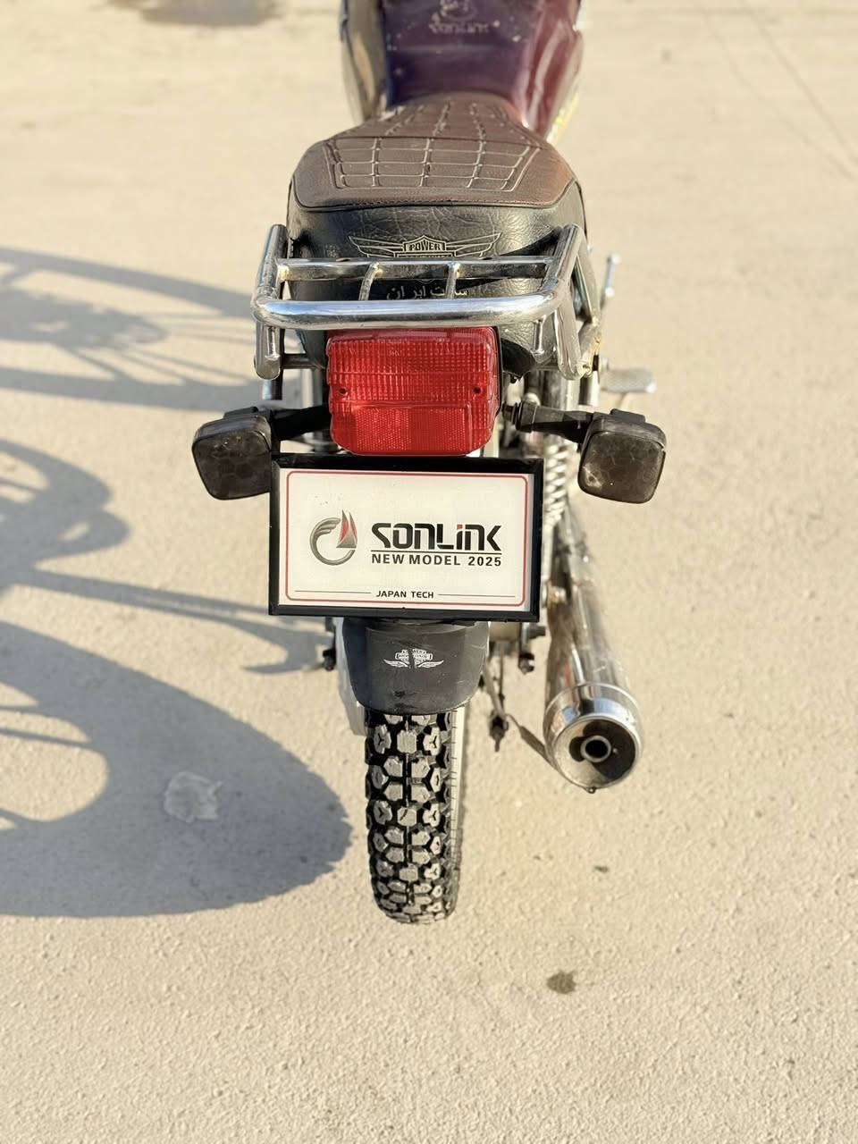 دراجه جني 5كير 2023محرك 200محرك صبانه مامضروب كهربائيات كله شغاله بس اي عيب مابي بس التانكي مبدل سعر 475بي مجال رقم ***********
