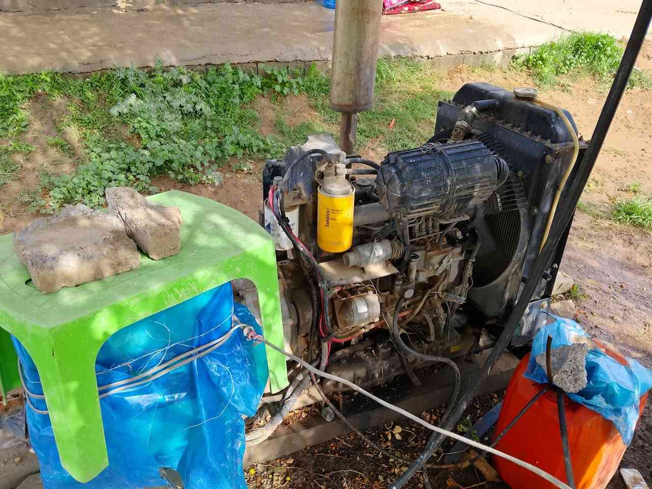 السلام عليكم
مولد كابوته ياباني للبيع جاهز ومكفول محرك مكفول كهربائيات كامل مكمل بي جهاز تشغيل اوتو الملف مكفول 23كيفي 90امبير تقريباً 
***********
