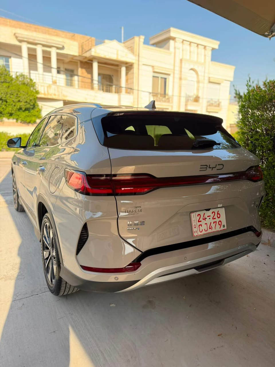 سلام و عليكم
٢٠٢٥
Byd Song Plus پاتري ١٦٠ 
فول فوله بس awd نييه
كوشين ساردوو گه رم
به رمه جه كرايه شاشه و گيچ 
فوله له مواسه فات
رقم كاتي ٢ مانگو نيو مايه
سعري ٢٥٠ مجاليكي زور زور كمي تيدايه
*********** أربيل, العراق
