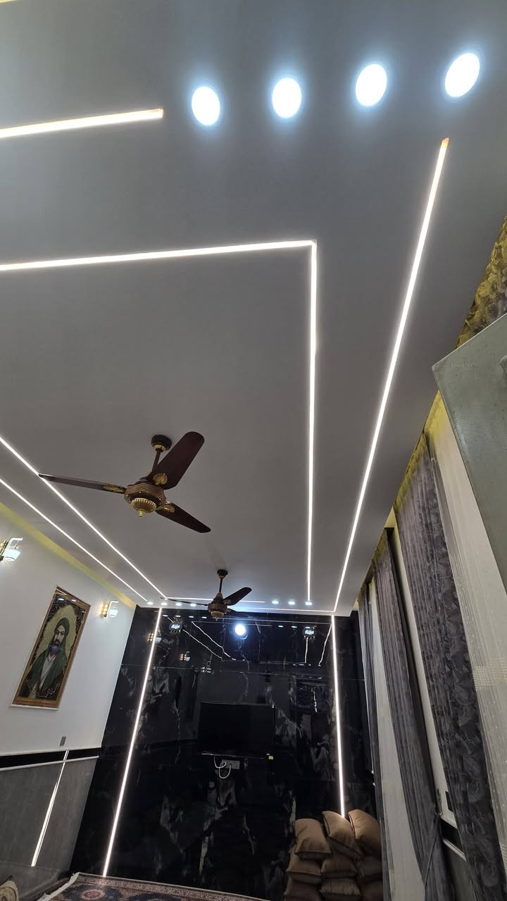 السلام عليكم كرستة وعمل سعر المتر ٣٥الف مع حفر البروفايل بدون شد الإنارة  مكان العمل النجف للاستفسار ***********
