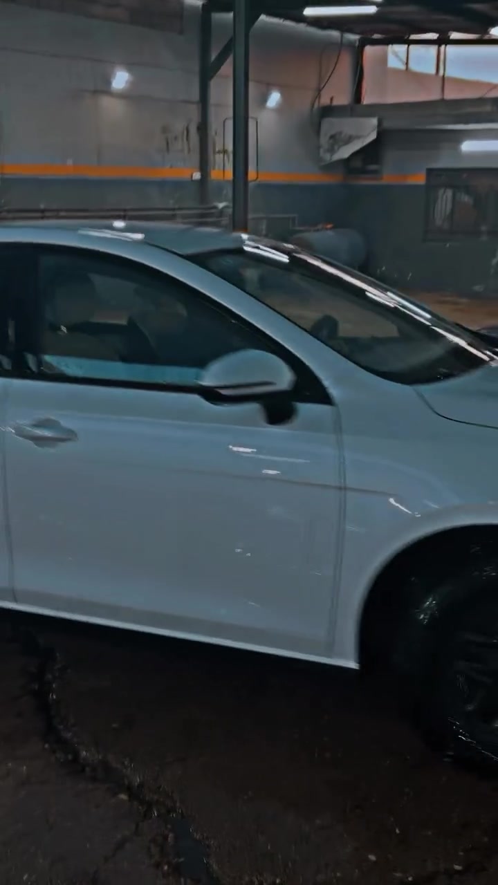 سلام عليكم BYD  موديل 2025 سعر 140 بيه مجال كلين مكفول من صبغ والحادث ماشي 10 الف  كامل كلشي بيه اي نقص مابيه تمشي 2100 كيلو  كهرباء ⚡️ 55 كيلو  سياره ب اسمي تريد تحويل ثاني يوم حاضر 

***********
