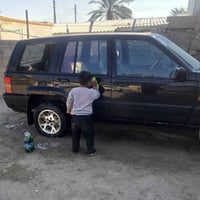 جيب شيروكي • دهان جديد • كمرك مدفوع