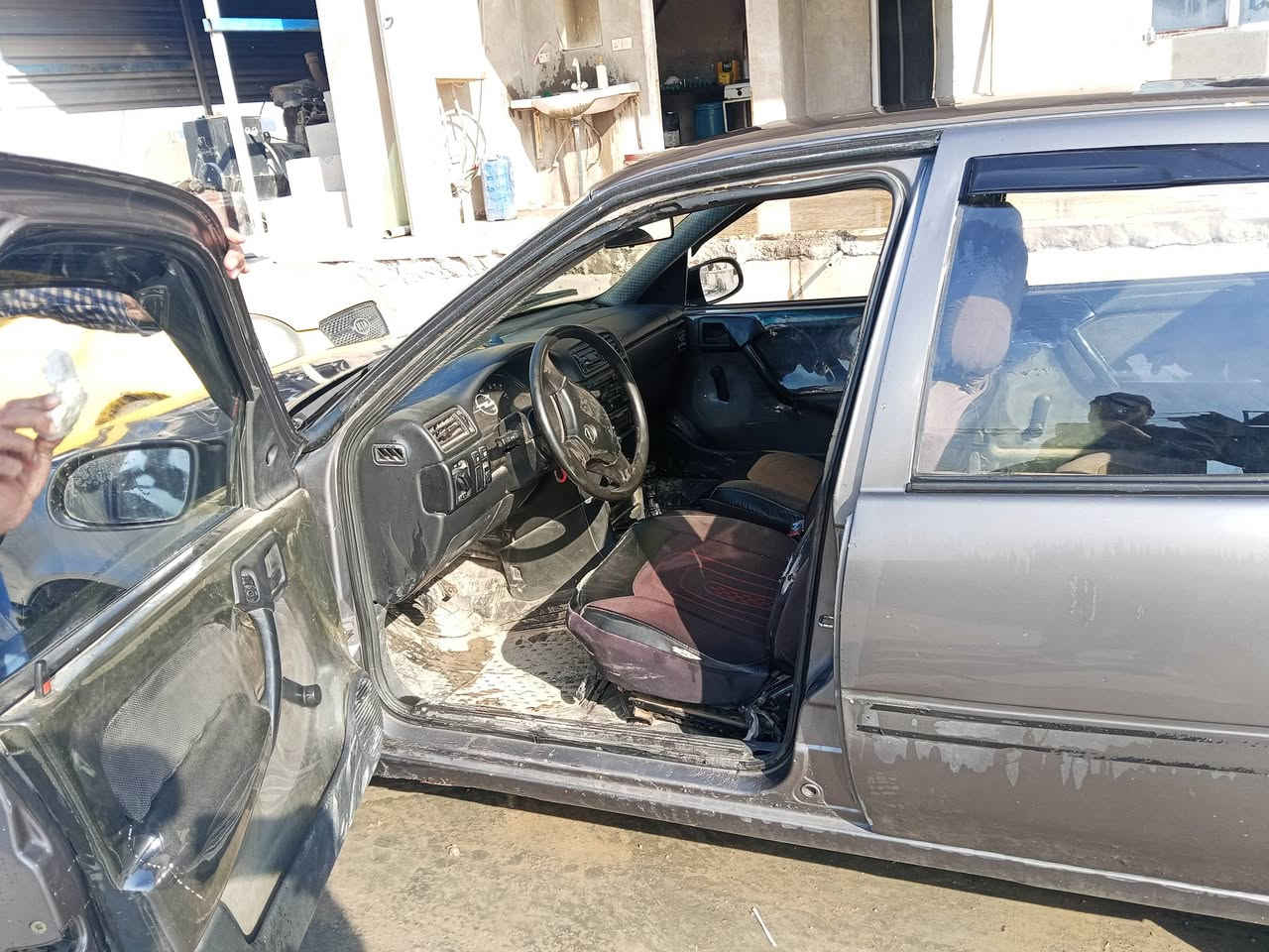 السلام عليكم فكترا للبيع صبغ عام جماليه محرك كصه تايرات جدد رقم اجنبي تحويل *********** هاذه رقم صاحب السياره السعر 43 وبيها مجال
