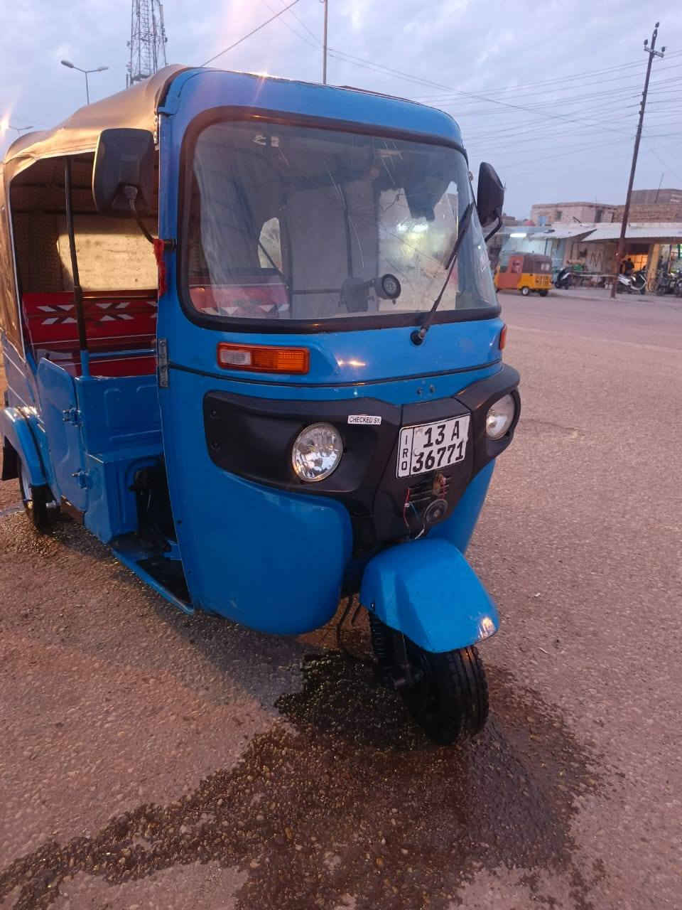 السلام عليكم تكتك ٢١شهر ١٢ رقم وسنويه انكليزي تكتك جديده مال جناي نظيفه دوشمه افراش مسجل مظخم تخم تاير جبلي تكتك جاهزه شراي يتصل *********** مكاني بالمجر
