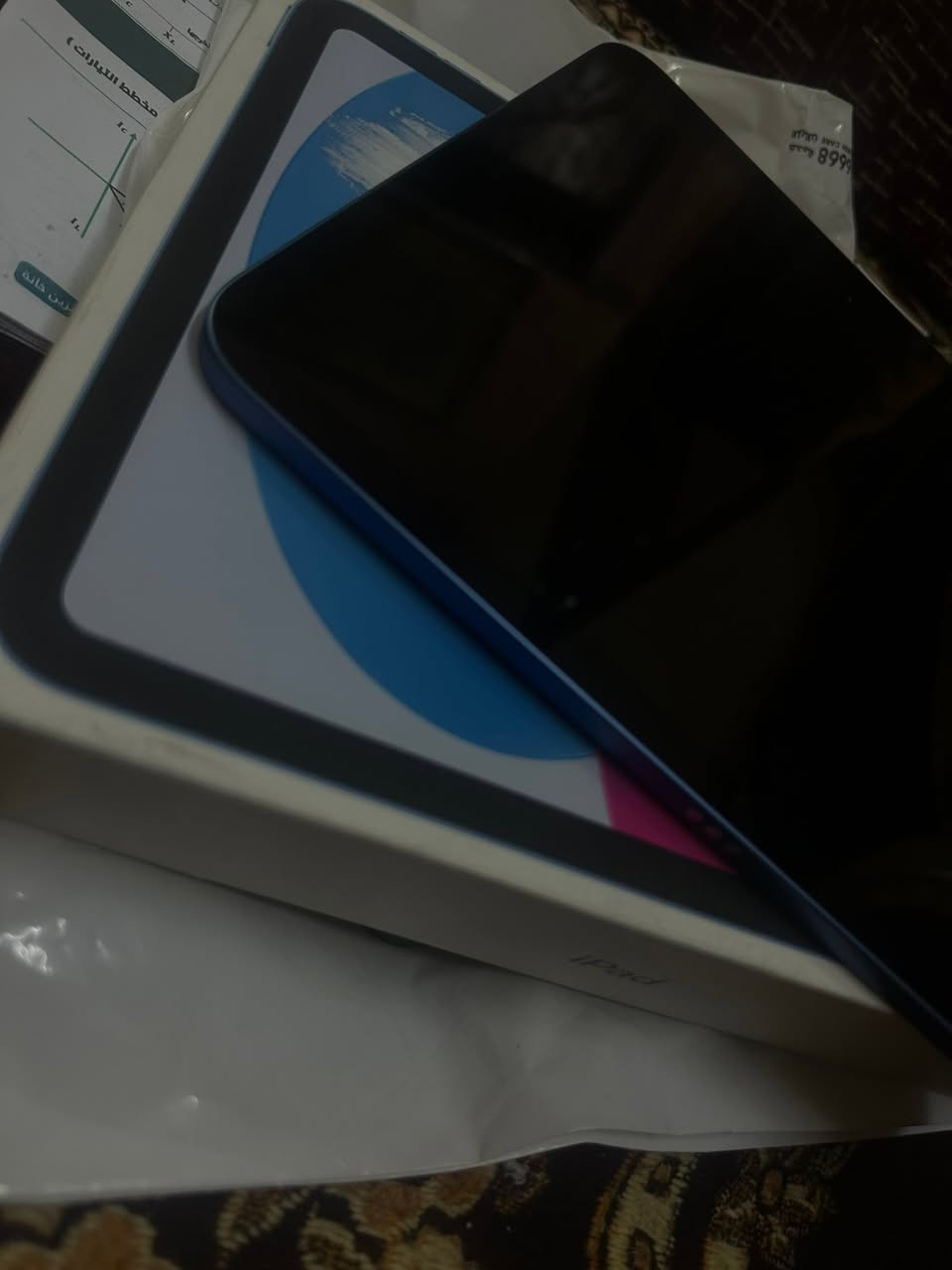 ايباد iPad ( A16) بطارية ١٠٠ موضح بلصوره استخدام دراسة فقط كملت سادس واريد ابيعه ما مفتوح بس استخدمة دراسة فقط ما متعوب الايباد اخو جديد سعر ٤٥٠ 
توصل : ***********
