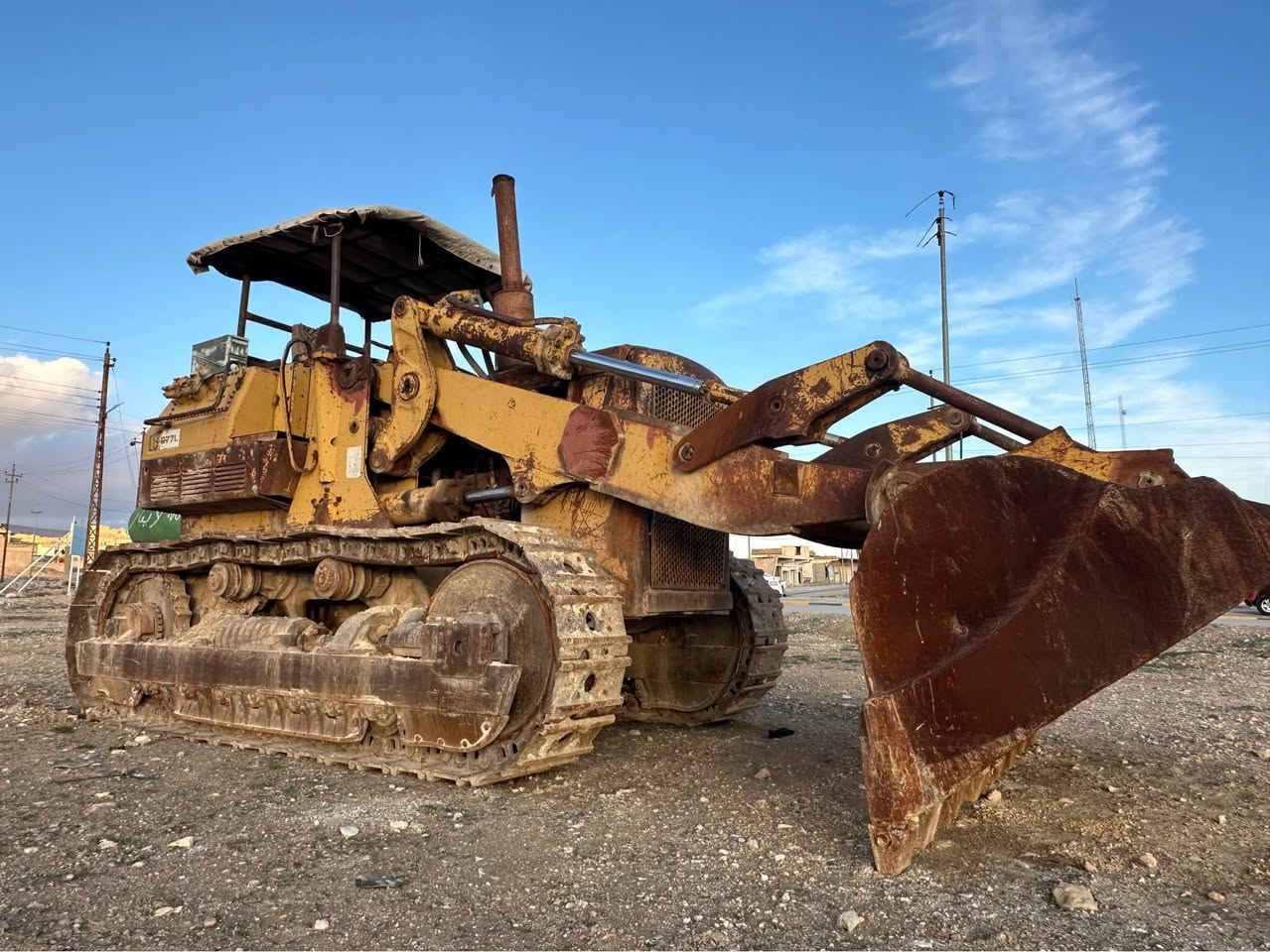 شفل زنجيل رقم نينوى انشائة  حجم 977 
#سعر 145 $ و بي مجال عنوانها سنجار 
***********
***********
*********** سنجار, نينوى
