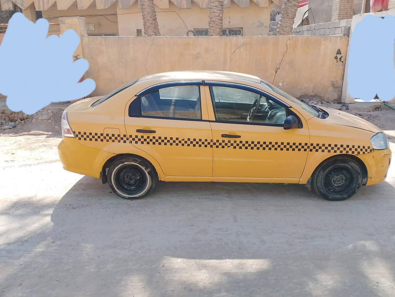 افيو خليجي محرك مفتوح هيئه وغرامات مصفره السياره رقم انكليزي والسياره باسمي تبريد شغال السعر 60 وبيه مجال بسيط مكاني الديوانيه ***********
