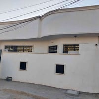 دار للبيع مساحه 100 واقع حال 110 سند طابو 25 يتكون من استقبال ومطبخ وغ...