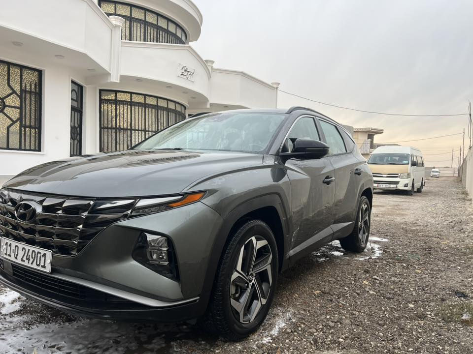 توسان للبيع 2022 فول مواصفات فتحه داخل ابيض جلد تدفىه تبريد كشنات دفع رباعي بعد بيهه هواي مواصفات ماشيه 25 الف ميل ضررهه بسيط بدون دواخل بدون ايرباك سليم باب وبنيد ربعه تعمر نفسه بيهه بارد بالجنطه سعر 185 قابل للتفاوض مكان بغداد الكاظميه للاستفسار ***********
