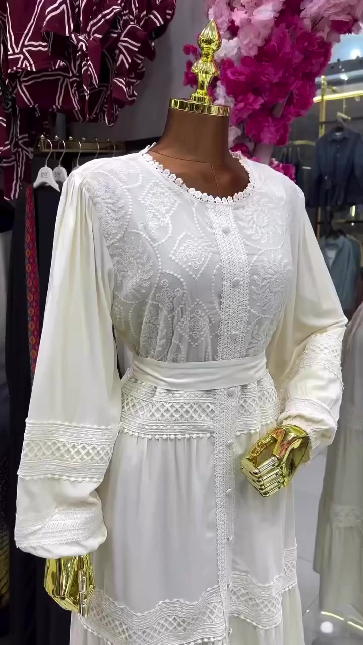 #سنتر_سيدتي 👗
فستان بخامة أكثر من راقية ✨
خفيف ومريح ومناسب للأجواء الصيفية
تصميم أنيق يبرز جمال الإطلالة ويعطي راحة باللبس
القياسات تبدي من L لحد 4XL🔥
متوفر حالياً داخل السنتر او تكدرون تطلبون دايركت 😍

📍العنوان / بابل_المحاويل شارع البو سبتي قرب فلكة دكتور عامر مكطوف


**إذا كنت صاحب هذا الإعلان وتريد حذفه لأي سبب، رجاءا أرسل رسالة إلى الدعم الفني**