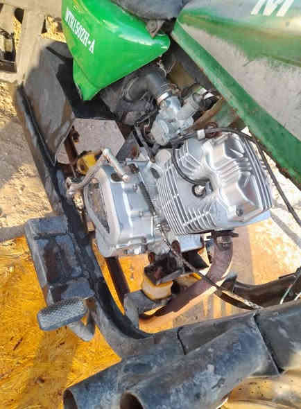 سلام عليكم ستوته البيع متيار حلو ونضيفه ادوات مكينته مامفتوحه تشلع شلع لاتبخر ولاتنقص ستوته تخبل مال شغل البيع سعر 550وبيه مجال مكاني الهوير هاذ رقمي ***********
