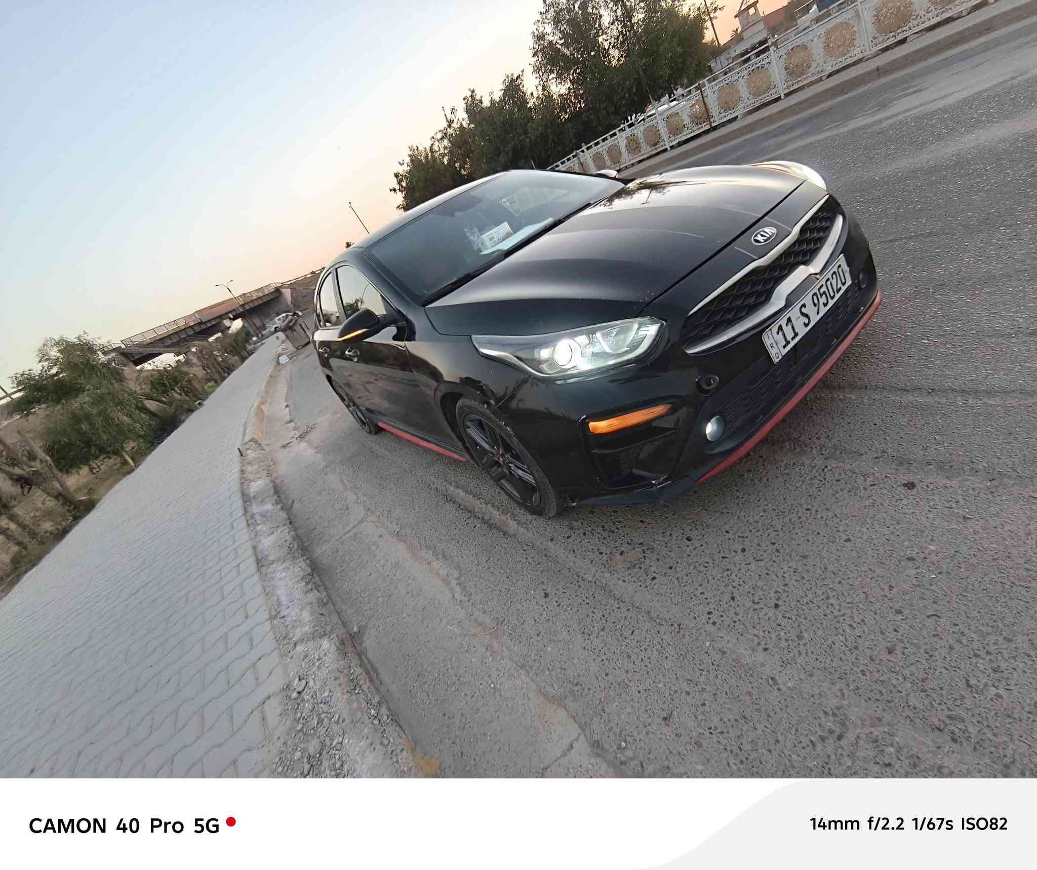 سلام عليكم للبيع موديل20كير ايتي المرغوب  جيتي لاين صندوك ذكي اشاره ترحيب كشنات جلد مخمل ستيرن دي اشاير مري بيهه هوايه مواصفات سياره بسمي رقم وسنويه جدد ماشيه ١١٢ بيع مستعجل سبب البناء عارضهه ١١٨بيهه مجال حك الجيه بيهه قطعتين صبغ بونيد جاملغ بيهه شويه ع بارد بدايه الجاملغ ع بارد الي تفيده يتصل بغداد ناحية الرشيد ‏‪***********‬‏
