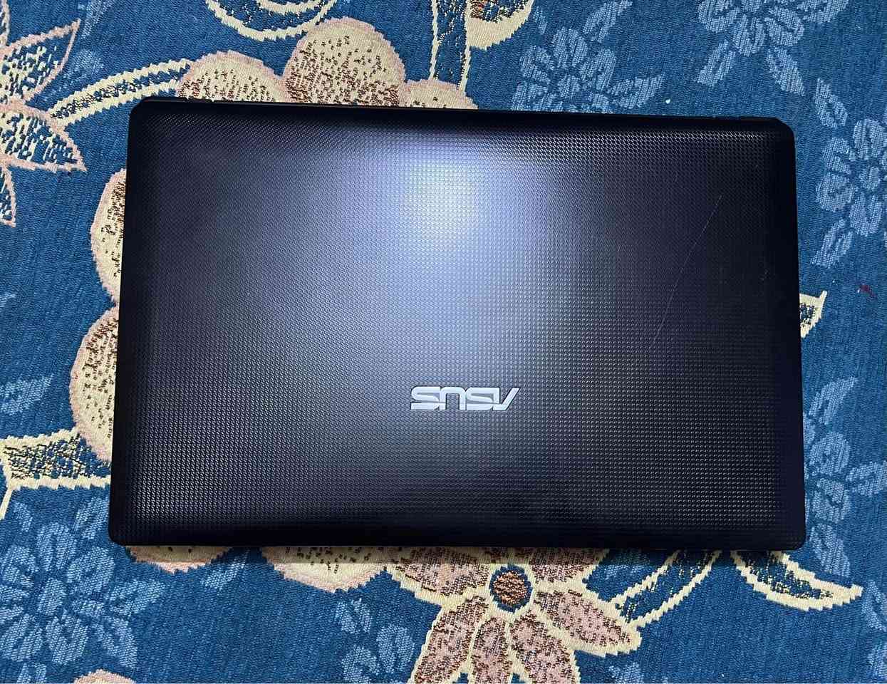 للبيع لابتوب ASUS مال تصفح ودراسة وشغل خفيف، نظيف وجاهز. يفيد كلش لطلاب المدارس، للبحوث، ولجماعة الوورد والأوفيس.
مواصفاته:

معالج Intel Celeron بتردد 1.70 جيجا، والرام 8 جيجا نوع ddr3. اللابتوب طبعاً سريع وميرست لأن بيه هاردين، الأول سريع SSD 120 منصب عليه Windows 10 Home حتى يقلع ويشتغل سريع، وبيه هارد ثاني HDD 400 للخزن والملفات.

ملاحظة: بطارية اللابتوب ميتة ويشتغل عالمباشر (عالشاحنة) فقط
اللابتوب شغال وما بيه أي نقص غير البطارية

السعر: 110
المكان: بغداد الشعب 
لا يوجد توصيل بغداد, العراق


**إذا كنت صاحب هذا الإعلان وتريد حذفه لأي سبب، رجاءا أرسل رسالة إلى الدعم الفني**