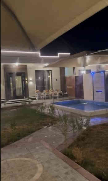 استمتع بأجمل أوقاتك مع عائلتك والأصدقاء
مزرعه للإيجار اليومي 
سوينه الكم عروض وتخفيض ع ايجار سعر مناسب اذا عندك عزيمه او حفله خاصه تعال واستمتع 
عنوان المزرعه في بغداد المدائن 
استفسار اكثر اتصل ع رقم ***********
