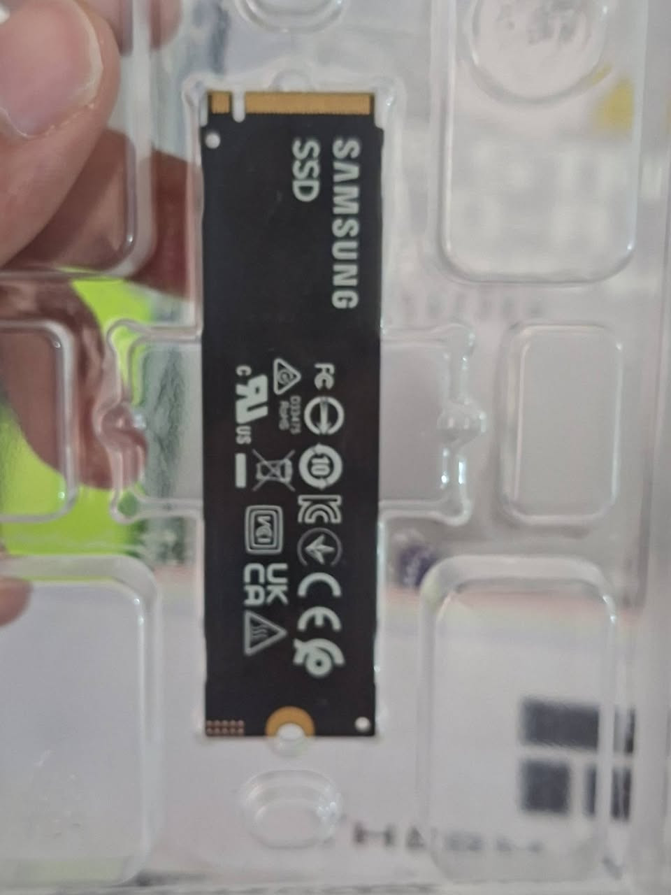 تجميعة كامله للبيع
ما اتوقع تلكه هيج سعر بهل وكت المهم 

كل المواصفات بالصور موجوده مع شاشة AOC حجم 27 2k 240HZ

السعر 2950 قفل كامله من كلشي مع الشاشه
تواصل واتساب او خاص ***********
