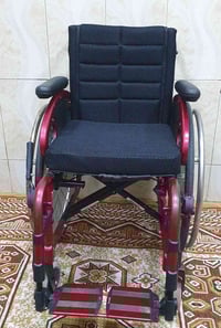 كرسي للبيع قياس المقعد ٣٨ للستفسار ٠٧٧١٤٠٥٥٣٩٠ بغداد الرحمانية قرب شار...