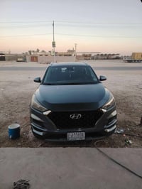 توسان وارد امريكي 2019 لبيع حادثها مثل ما موضح بل فيديو مابيها اي نقص ...