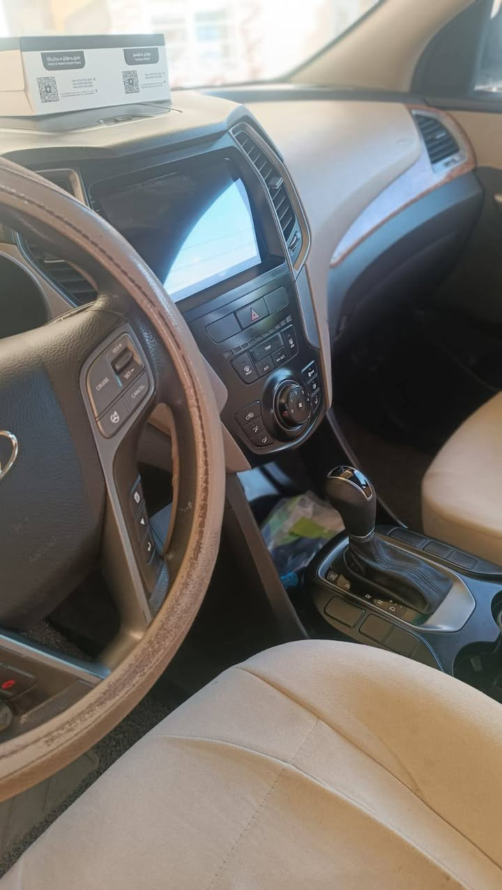 سنتافي خليجي ٧راكب محرك ٣٣٠٠ تبريد قطع نضفه خارج وداخل ١٠٠على ١٠٠ سيارة بيت استخدام شخصي وقليل ماشيه ١٠٥ الف كم ممبل بيها فقط فلتر بانزين كلشي بيها جديد متصرف دينار عليها .الضرر شخط كد اصبع براس الجاملغ بالسمي ورقم سليمانيه تحويل ثاني يوم .السعر ١٩٠ .يرهم مراوس بسنتافي اوتوسان ٥راكب محرك دوش ٢٤٠٠ وحسب الاتفاق عل سعر . مكاني تكريت .


**إذا كنت صاحب هذا الإعلان وتريد حذفه لأي سبب، رجاءا أرسل رسالة إلى الدعم الفني**