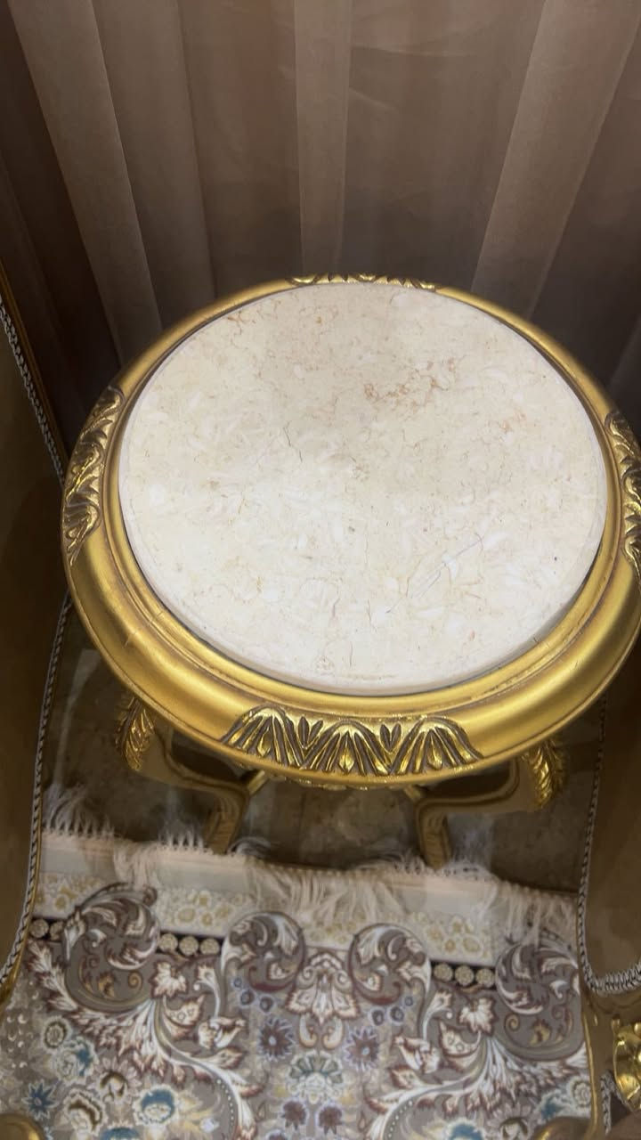 السلام عليكم قنفات للبيع نوع زان مصري نظيف جدا وجديد طقم ونص نقش يدوي ١٥ شخص  ٣ قنفة حجم كبير يسع ٣ اشخاص كل واحدة مع ٦ قنفات مفردة ميز وسط زان حجم كبير عدد ٢ طبلات دائرية عدد ٢ مع باترينات عدد ٢ زان مصري للتواصل عل خاص السعر المطلوب ٤مليون وخمسمية كلها طقم ونص وباترينات عدد ٢ بشرط جديد والكشنات سحابة قابل للفتح والغسل


**إذا كنت صاحب هذا الإعلان وتريد حذفه لأي سبب، رجاءا أرسل رسالة إلى الدعم الفني**