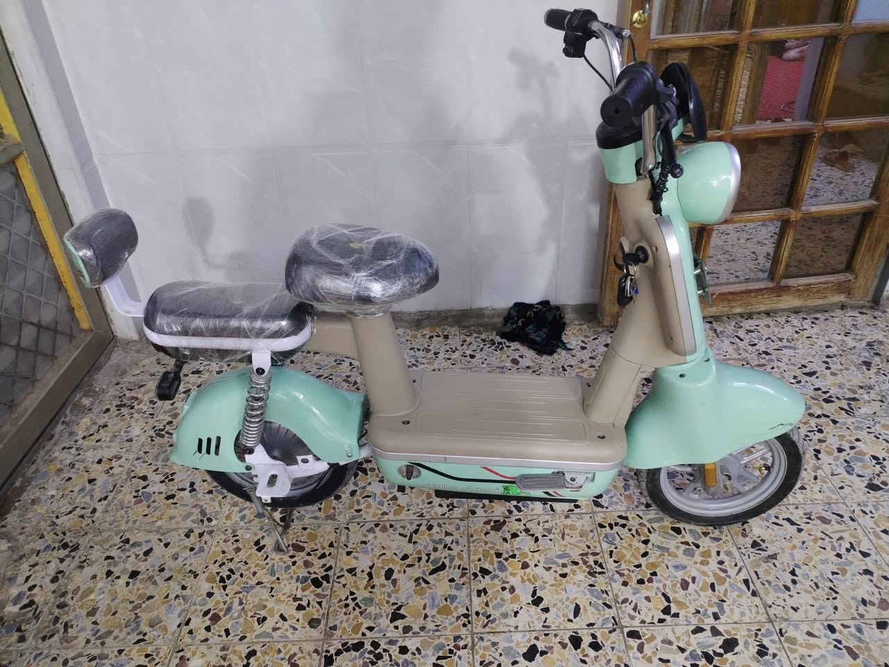 دراجة شحن للبيع الحجم 14 دراجة حلوه العنوان بغداد كفاات العبيدي رقم *********** السعر ١٥٠ ألف
