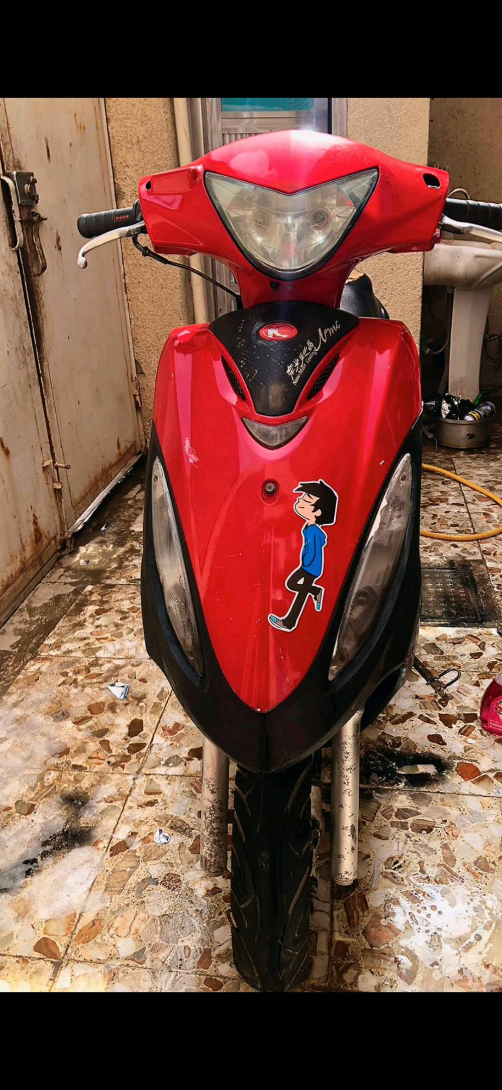 سلام عليكم
دراجه كامكو جي فور نضافه شوفت عينك
شغاله كلها هندر سلف تشتغل دراجه بوشه55مزوده بيها صالنصه رياضي كهربائيات كلها شغاله شلعه شك الكاع تعال وشوف بعينك سعر.. 450