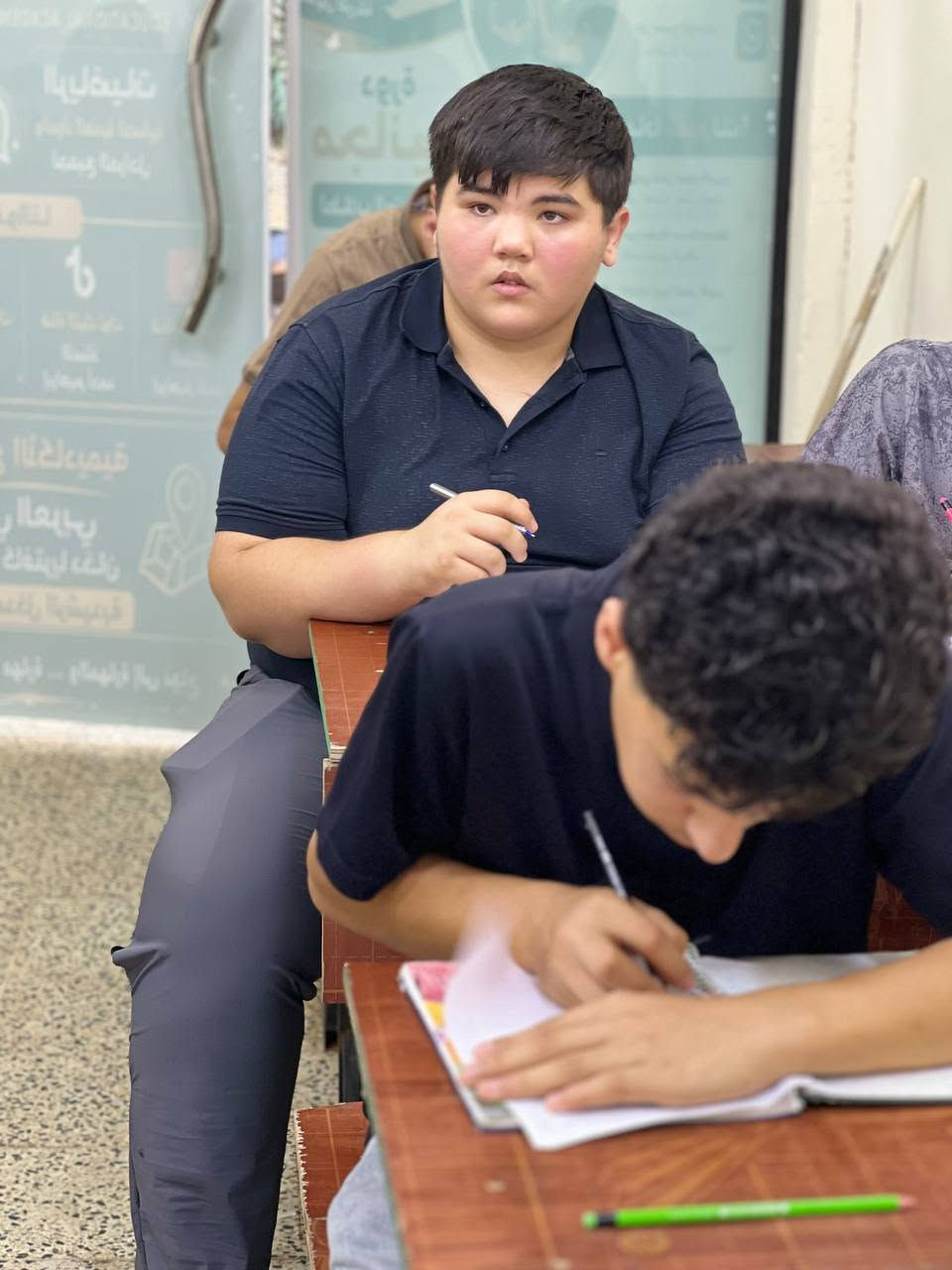 📸 جانب من الاختبارات لطلبة دورة الأساسيات وطلبة الدور الثاني.
لا يقتصر التعليم على شرح الدروس فقط، بل نتابع مستوى كل طالب من خلال اختبارات دورية؛ لضمان فهم المادة والاستعداد بأفضل صورة للامتحانات.

📈 متابعة مستمرة.
📝 اختبارات منتظمة.
🎯 خطة واضحة للوصول إلى أعلى النتائج.

إذا كنت تبحث عن بيئة تعليمية جادة تهتم بمستوى الطالب وتطوره، فأهلاً وسهلاً بك معنا.
📢 كما نعلن استمرار التسجيل لطلبة الدور الثاني للراغبين بالالتحاق بالدورات المكثفة والاستعداد للامتحانات القادمة.
للتواصل 
*********** 
الأستاذ إبراهيم أحمد
