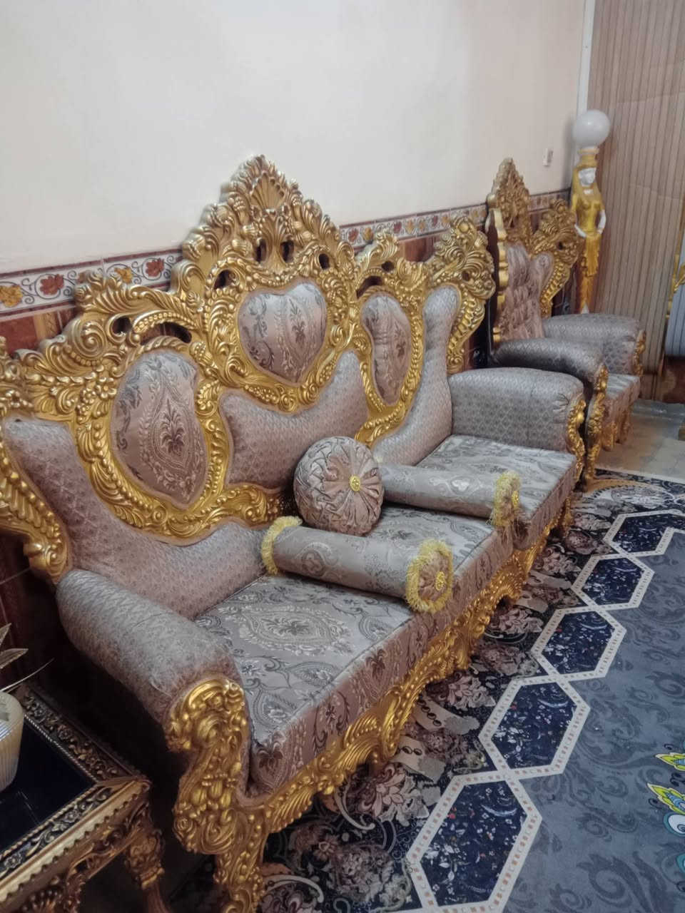 تخم ملكي تكمه عشر مقاعد من النوع الثقيل تخم مال جناي تخم فول مصري وياه طبلات عدد ٥ سعر ٧٠٠ بي مجال عنوان شعله


**إذا كنت صاحب هذا الإعلان وتريد حذفه لأي سبب، رجاءا أرسل رسالة إلى الدعم الفني**