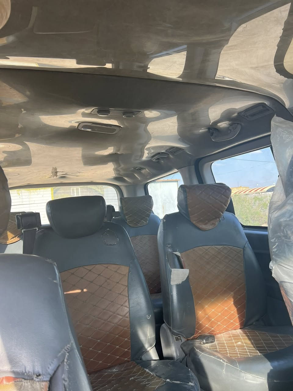 ستاركس 2011مسكراصل محرك كارتون توني شاده منضومة تبريدجديده حداديه جديده تخم تايرسنويه 2031باقي على ستلام رقم /150وبيهه مجال قليل ***********
