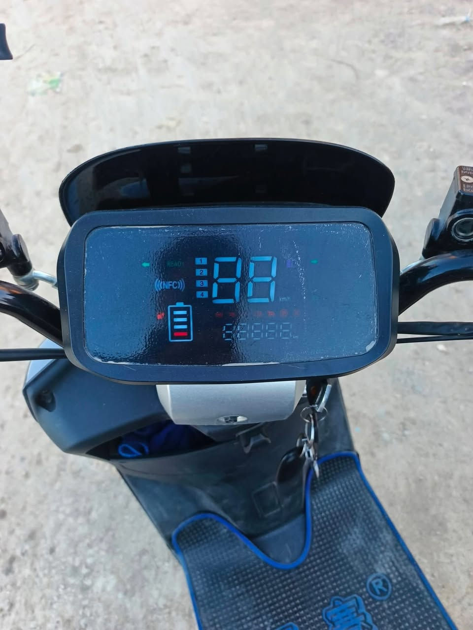 للبيع ماطور 318  السعر 600 وبيها مجال


**إذا كنت صاحب هذا الإعلان وتريد حذفه لأي سبب، رجاءا أرسل رسالة إلى الدعم الفني**