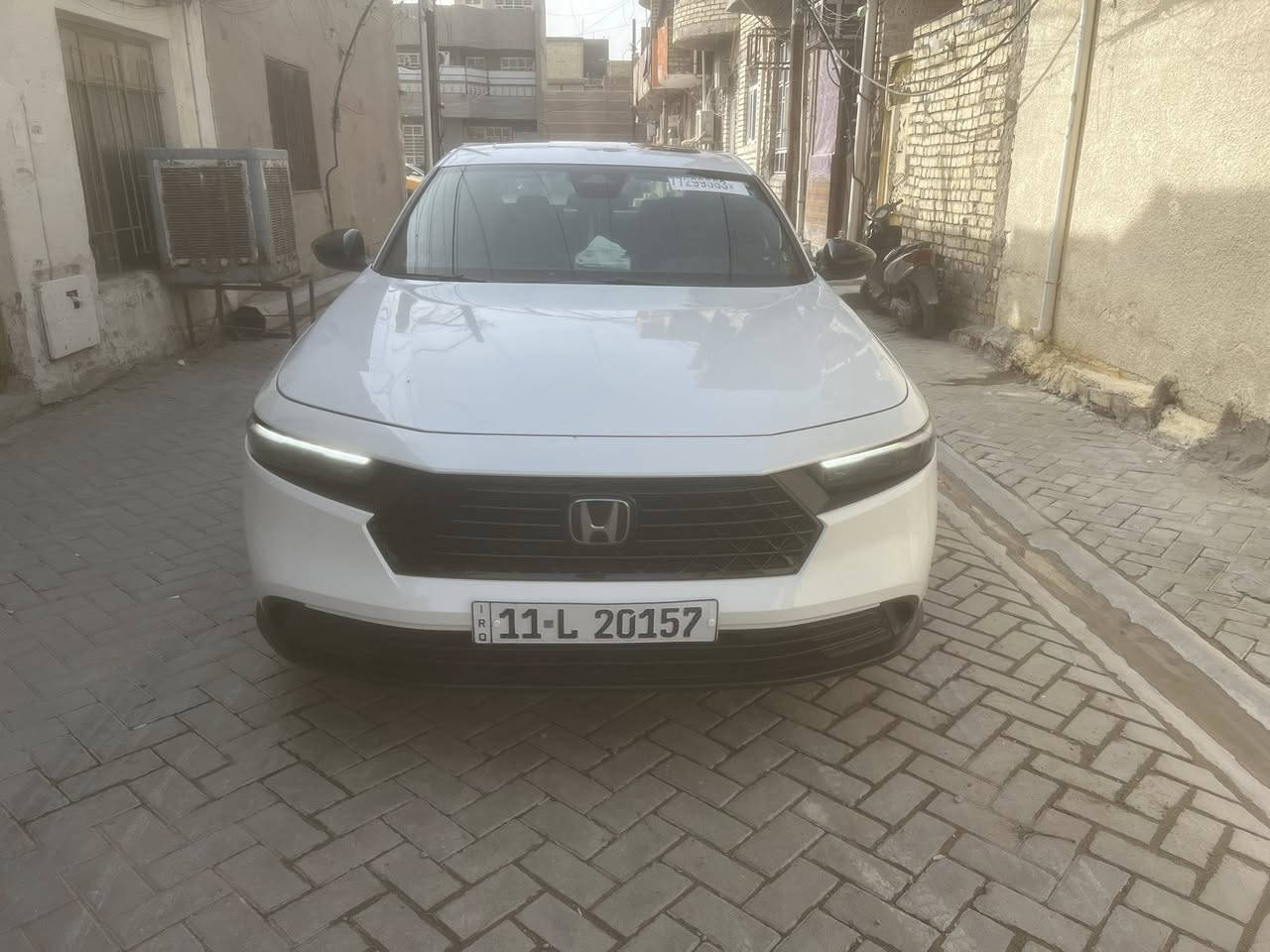 السلام عليكم من رخصة الادمنية المحترمين اعادة النشر بسس الوعود الكاذبه  اكورد 2023 هايبرد مواصفاتهه معروفه السبورت 
الحادث مرفق بالصور جاملغ نفسه معدل ومبدل قبق جنطة 
بدون ايرباك ماشية 25
مكفوله من كلشي عدا الحادث 
السعر 170 
رجاءا رجاءا رجاءا الميشتري ليخابر 
مكان السياره بغداد 

بيع فقط ***********
