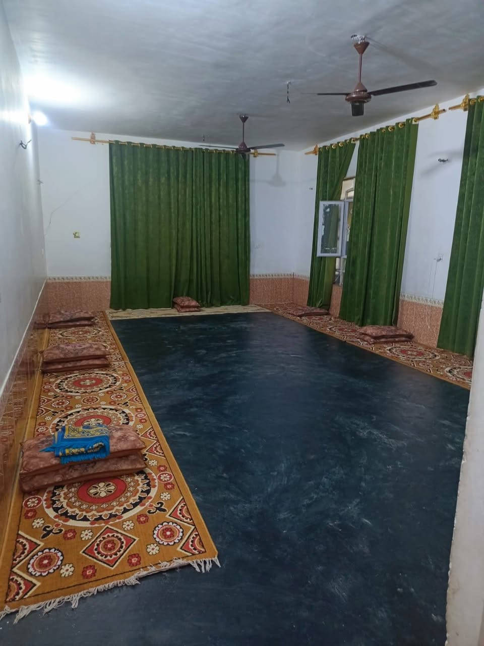 السلام عليكم بيت  زراعي  للبيع  صابيات بل قرية مساحة اكثر من 1000متر للعلم بیت ثاني مساحته حوالی 100متر من ضمن البيت الاساسي المعروض
يعني بیتین بيت ابضهر بيت التفاصيل اکثر الاتصال علی الرقم ***********
***********
السعر اتصل علی الارقام
