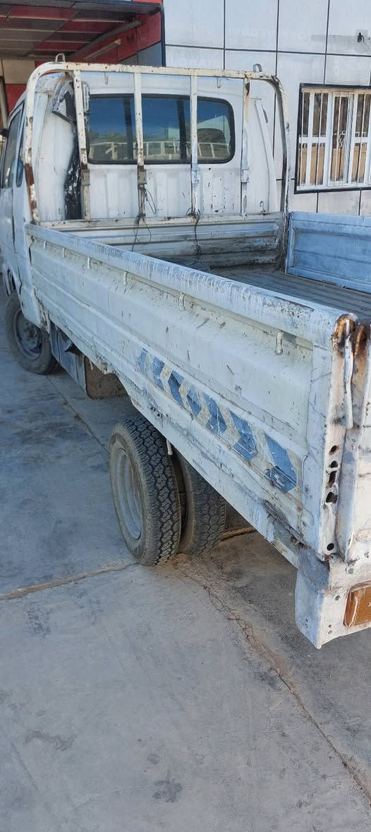 السلام عليكم  بدي للبيع  اصله مال سامسونك شاده على بنكو ٩٥ كاعد مبي شي حصيره كلش نضيفه صفاحيات نضاف سعر ٣٥٠ مبايل ***********بي واتساب مكاني بغداد التاجيات
