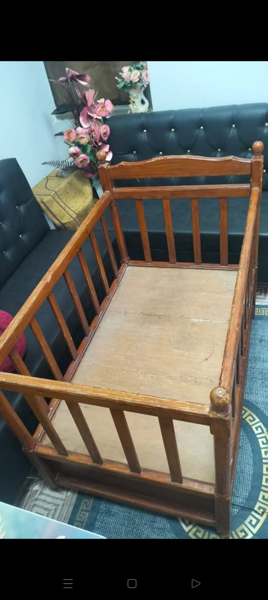 چرباية طفل تفصال للبيع 
 مع مندر جديد 
السعر 140 وبيها مجال للشراي 
 العنوان البراضعية قرب القصر 
للاستفسار واتساب ***********
