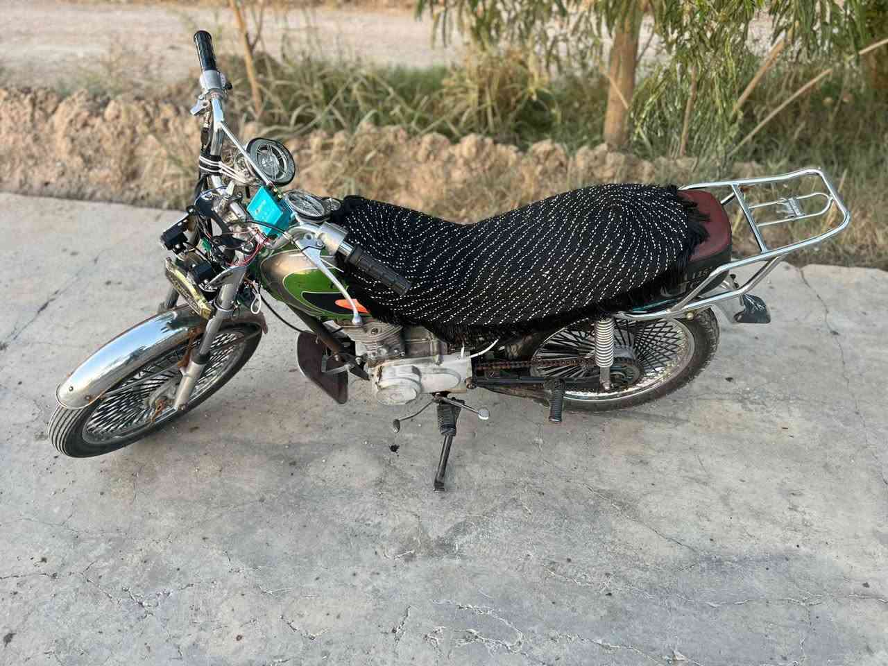 السلام عليكم اخوتي دراجه للبيع نامه ٣ حروف مديل ٢٠١٩ سعر ٣٣٠ وقابل للتفاوض‏‪***********‬
