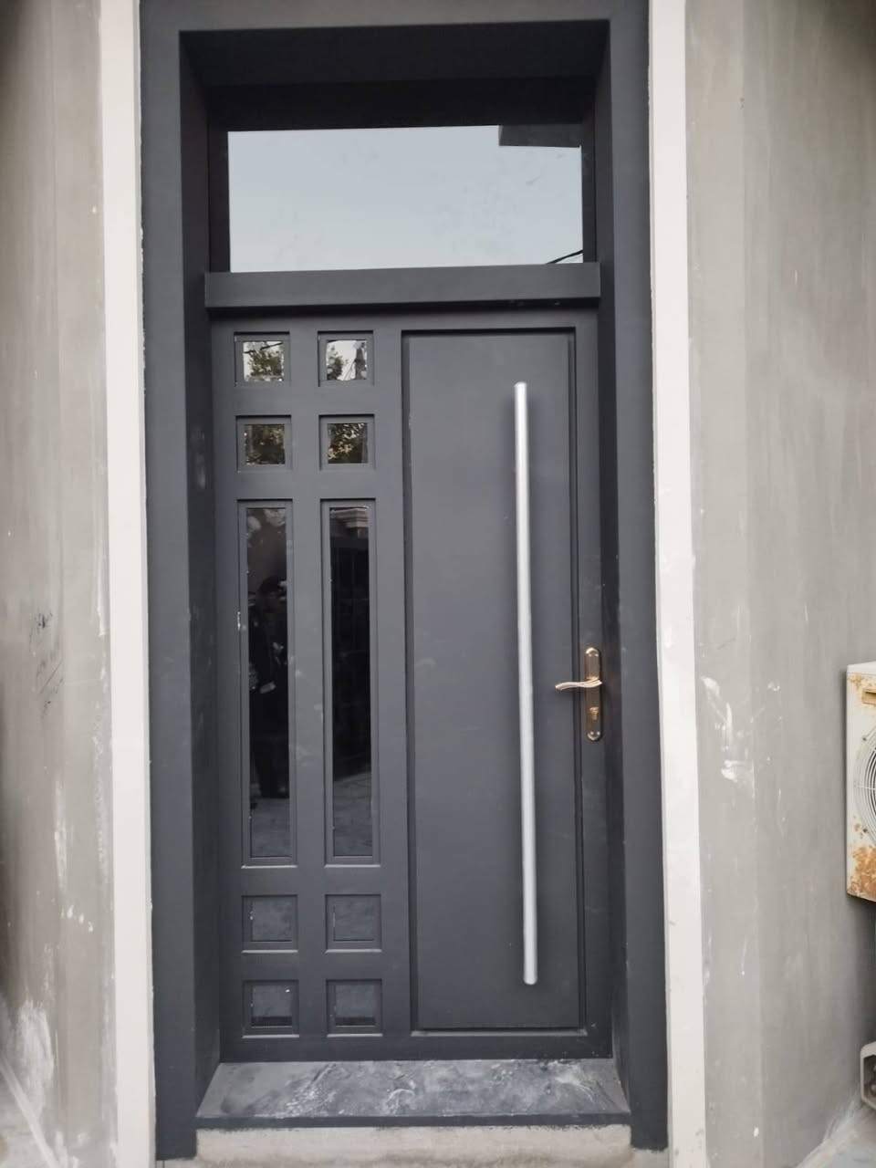 يوجدكادرلصبغ ابواب
وشبابيك وفريم حديدوتنظيف
هذا من العمل للأتصال
*********** صباغ
***********صباغ
 يوجدكادرتأسيس كهرباء بيوت
للأتصال ***********
