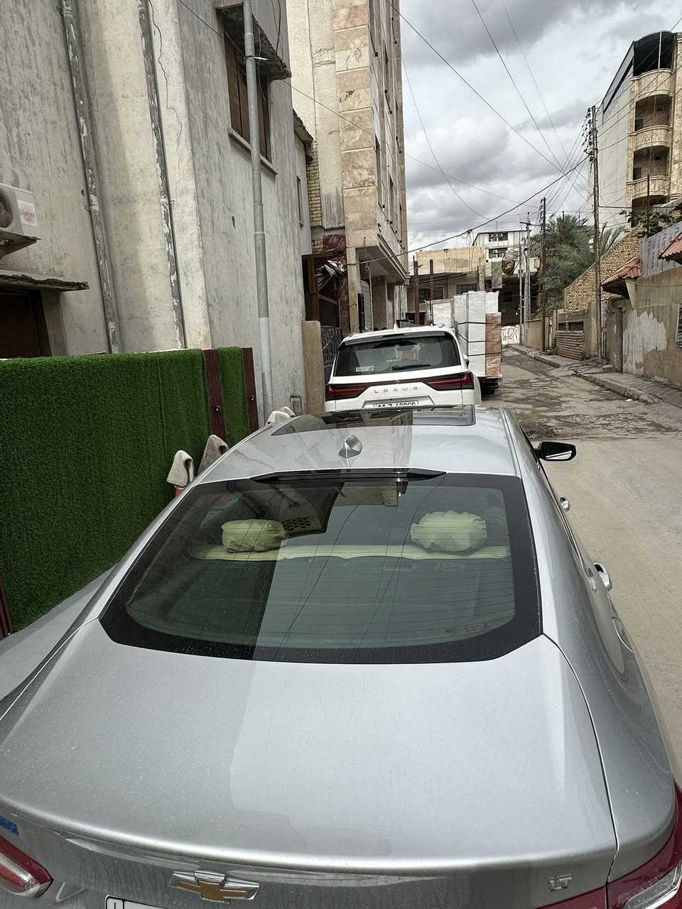 ماليبو 2019 بصره حره رقم دولي تحويل حادث فقط بنيد. بارد بدون لا عرضانيه ولاشي بدون فتح سياره جديده ماشيه 93 الف ميل مواصفات LT سياره جاهزه تبريد قطعتين تخم تاير جديد  السعر 105وبيها مجال لشراي بيع مستعجل. مكاني بصره قبله ***********
