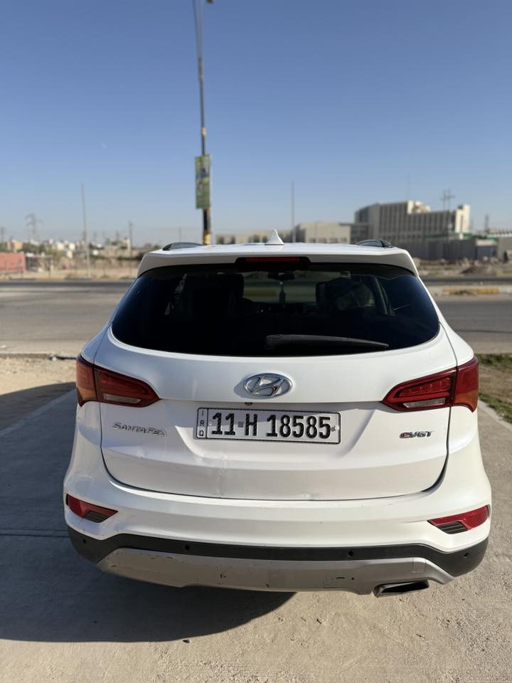 سلام عليك
هونداي سنتافي 2017 وارد أمريكي للبيع 
سياره نضيفه وحلوه مكينه وكير وحداديه
السياره مصبوغه حزام مكفوله مكفوله من الكلبه 
صور الحادث مرفقه بل منشور
رقم بغداد دولي باسمي 
كرسي سائق كهربائي 
جام اوتو 
تحكم مري 
تحكم ستيرن 
أندرويد اوتو
لايت زنون 
لد نهاري 
كشافات ليلية 
كار بلي 
كأمرة
5 راكب 
بك لايت لد 
كير cvt 
مكينه 2400 gdi
فور ويل 
درايف مود 3 وضعيات
السعر 130 وبيه مجال 
المكان كربلاء 
الاستفسار ***********
