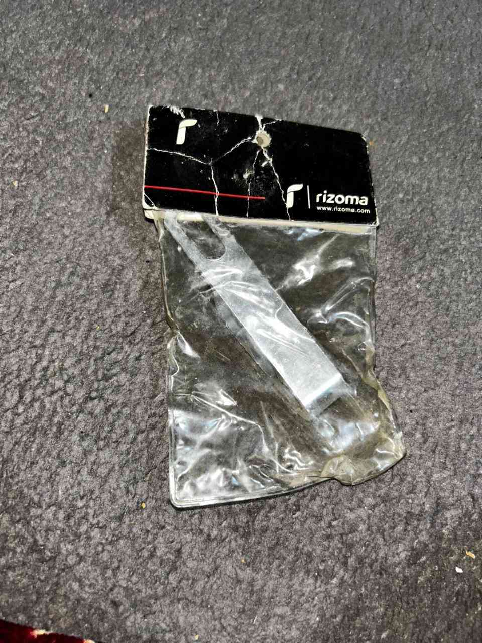 السلام عليكم
ذني نواعم للبيع كلمن سعره تعالي خاص تدلل 🤍 مكاني ديوانيه إسكان قديمه


**إذا كنت صاحب هذا الإعلان وتريد حذفه لأي سبب، رجاءا أرسل رسالة إلى الدعم الفني**